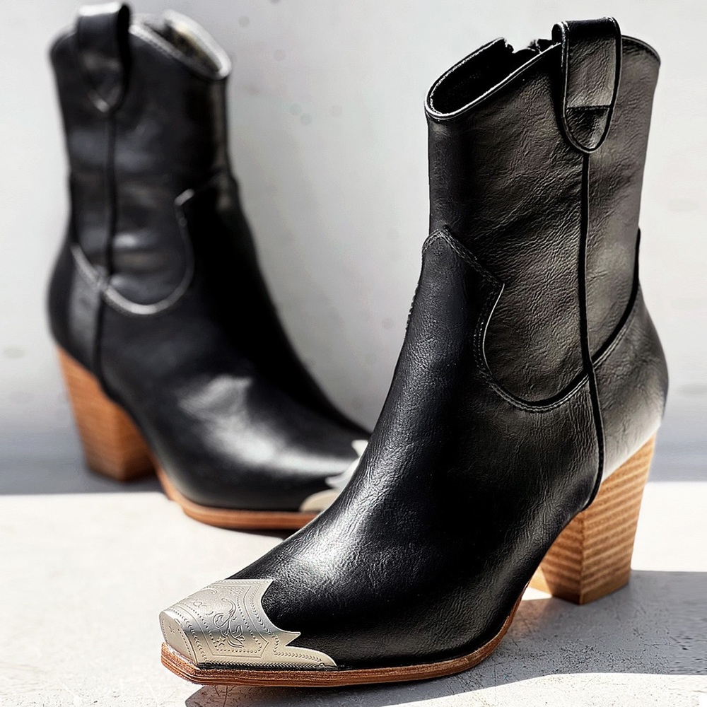 NEW Black PU Leather Metal Cap Toe Block Heel
Cowgirl Cowboy Western Ankle Boots